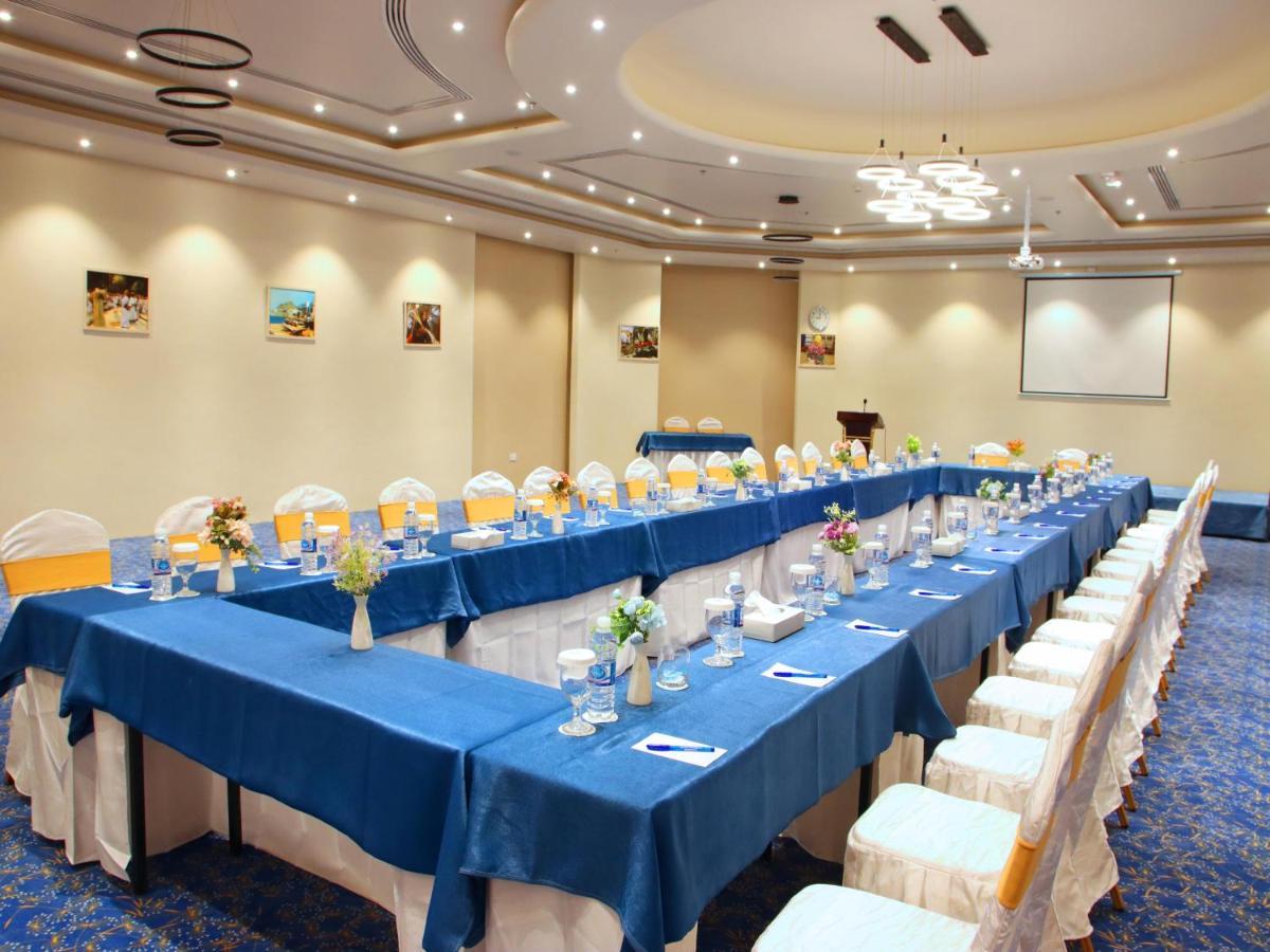 Rozana Hotel Maskat Exterior foto
